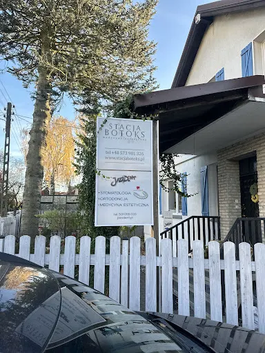 Stacja Botoks - Medycyna Estetyczna Gdańsk- Botoks Stymulatory Tropokolagen Kwas Hialuronowy Lifting